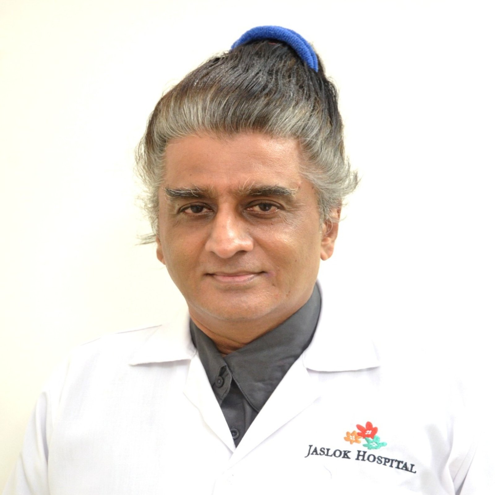 Dr. Vikas Mukund Palkar