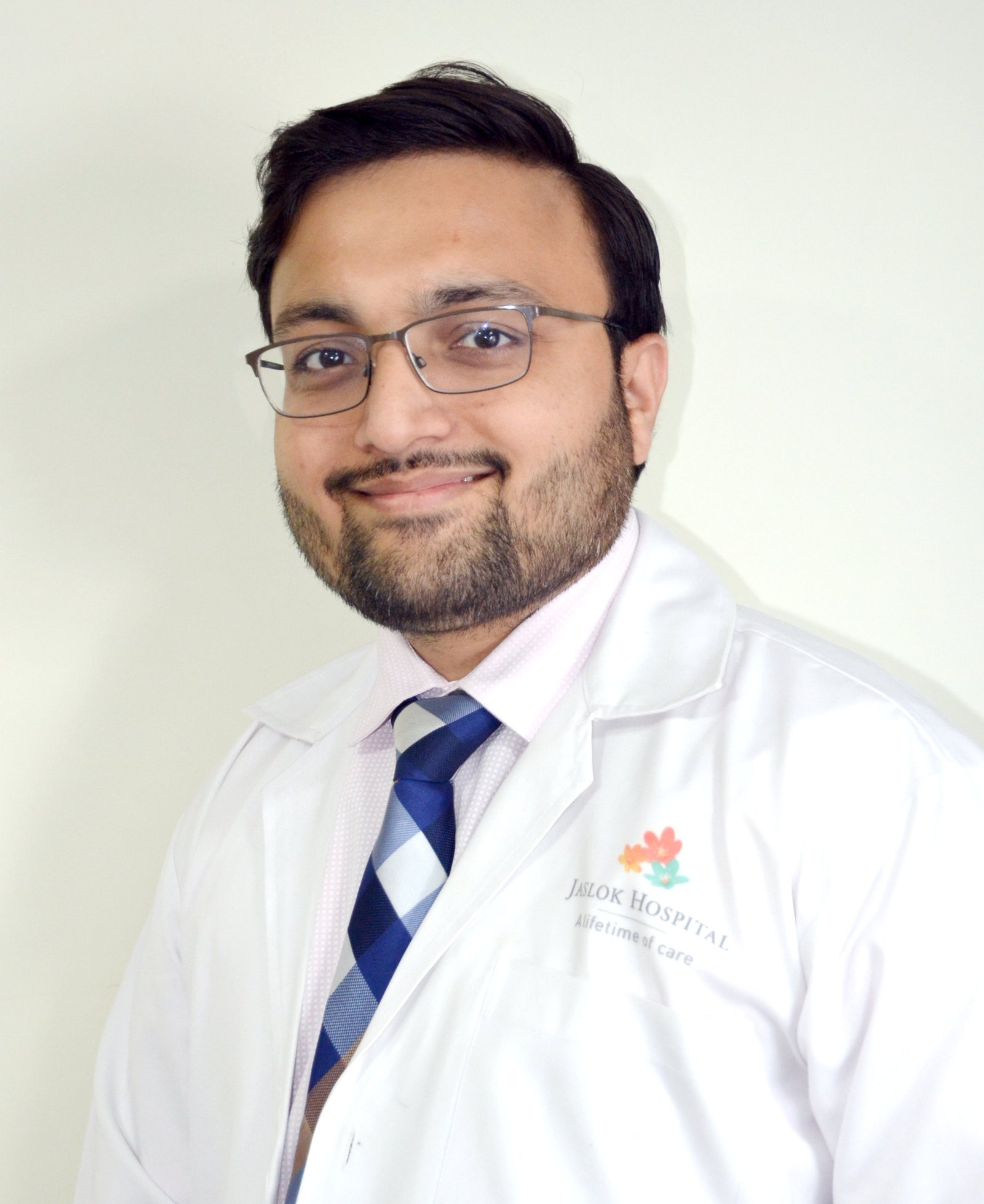 Dr. Mayur Narendra Jain