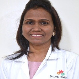 Dr. Usha Kasare